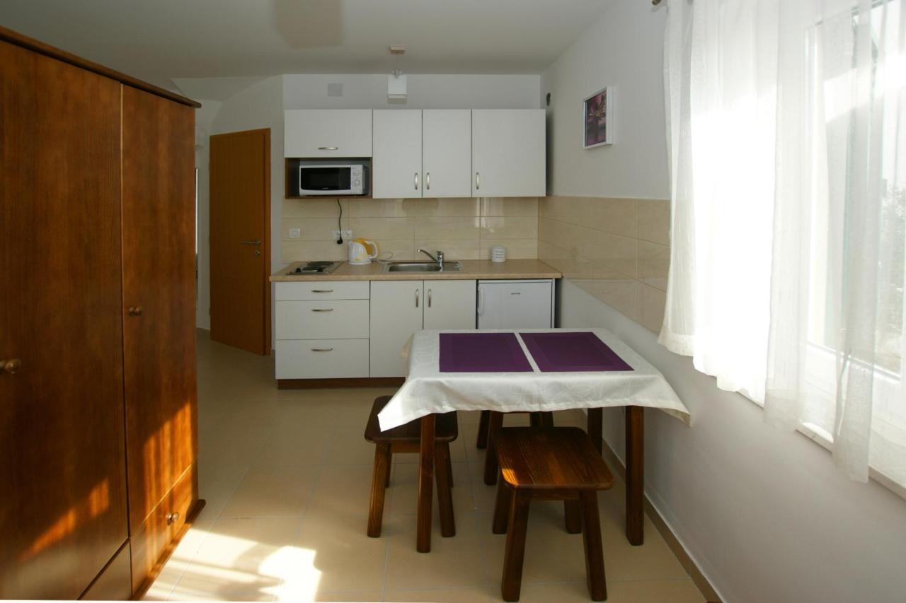 Villa Trio Srima Extérieur photo